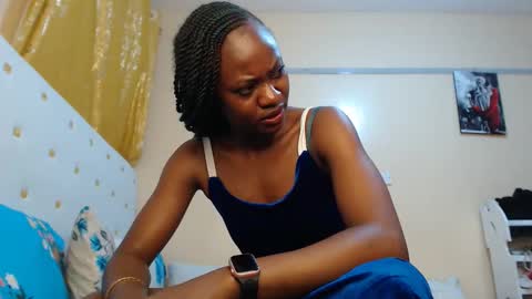 Snapshot of sugarlips_05 chatting on 29, 11, 2025 sugar online show from 29, 11, 2025