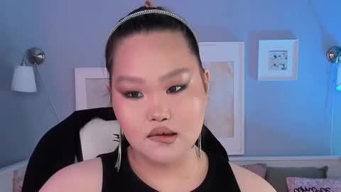 Snapshot of sugarnekoo chatting on 16, 10, 2025 Neko follow me online show from 16, 10, 2025