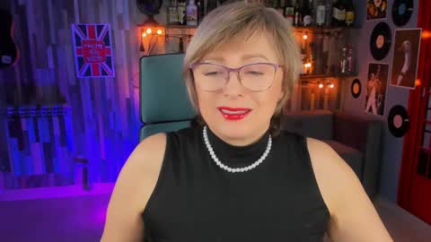 Vivien online show from 19, 1, 2025