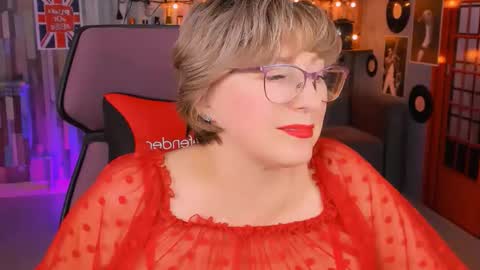 Vivien online show from 12, 11, 2025