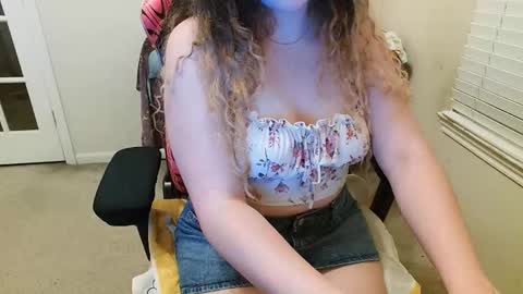 Snapshot of sugasunny chatting on 20, 10, 2025 sugasunny online show from 20, 10, 2025