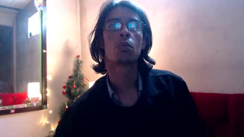 suggabrown_ online show from 24, 12, 2024