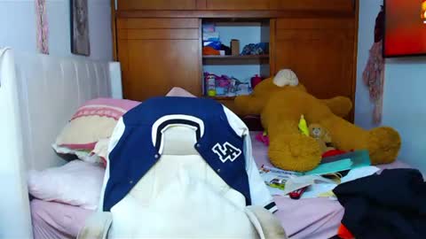 Snapshot of suggarbaby1 chatting on 20, 2, 2025 Cami Back in 2 hours online show from 20, 2, 2025