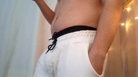 Snapshot of sullyniko chatting on 5, 11, 2025 Niko online show from 5, 11, 2025