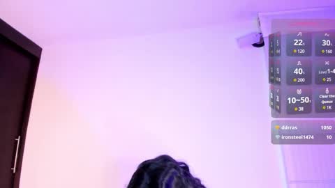 Snapshot of summer_holiday chatting on 5, 12, 2024 OnlyFans summer holiday online show from 5, 12, 2024