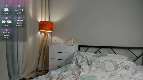 Snapshot of summer_lilac chatting on 13, 10, 2025 Nelly online show from 13, 10, 2025