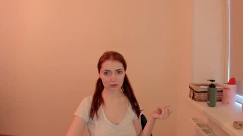 Snapshot of summer_preston chatting on 10, 3, 2026 Summer Preston online show from 10, 3, 2026