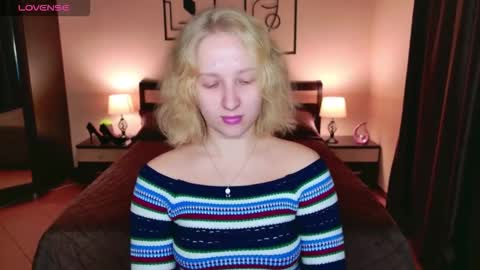 Snapshot of summerjem chatting on 11, 11, 2025 summerjem online show from 11, 11, 2025