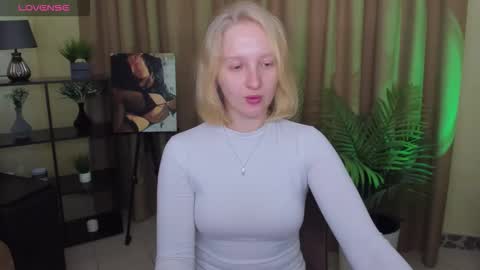 Snapshot of summerjem chatting on 27, 11, 2025 summerjem online show from 27, 11, 2025