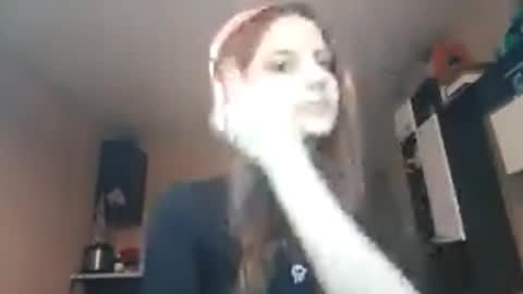 Snapshot of sundaysuit chatting on 9, 11, 2025 Dora online show from 9, 11, 2025