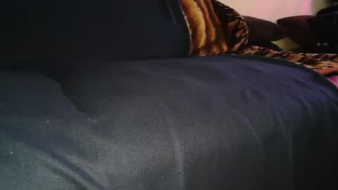 Snapshot of sundicksun chatting on 1, 12, 2025 s online show from 1, 12, 2025