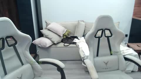 Alice and Sergey online show from 24, 10, 2025