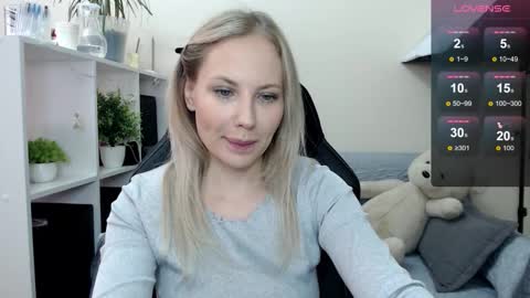 Naomi online show from 8, 10, 2025