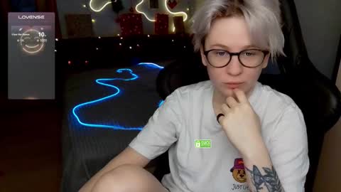 sunny mood online show from 14, 12, 2025