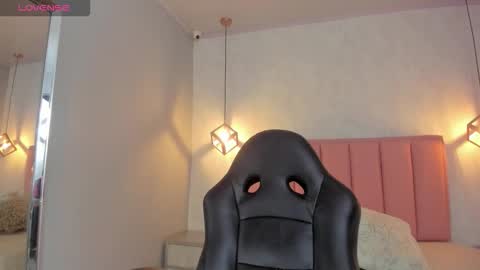  S U N N Y online show from 11, 2, 2026