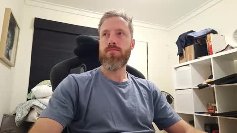 Sunnyoliv3 online show from 1, 10, 2025