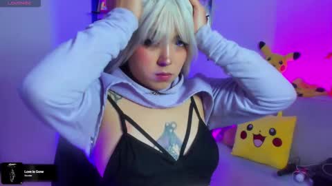     RAVENCLAU GIRL  online show from 25, 10, 2025