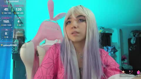     RAVENCLAU GIRL  online show from 19, 11, 2025