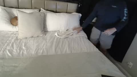 Snapshot of sunshine33604 chatting on 9, 11, 2025 Ryan online show from 9, 11, 2025