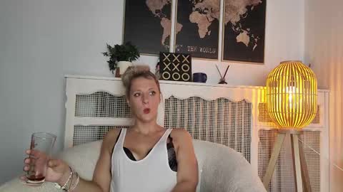 Ava online show from 20, 12, 2024