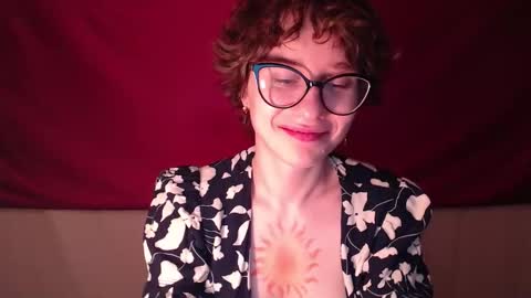 Snapshot of sunshinehella chatting on 11, 9, 2025 Hella online show from 11, 9, 2025