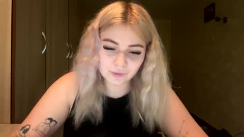 sunshinyflash online show from 30, 11, 2025