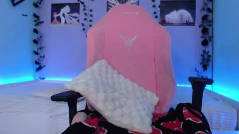 Milana Scarlett online show from 20, 2, 2025