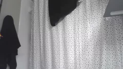 Snapshot of superd512 chatting on 21, 9, 2025 Guero Cash online show from 21, 9, 2025