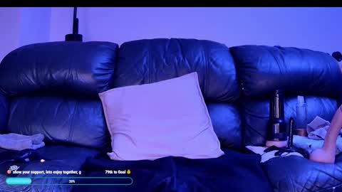 Snapshot of superduty5speed chatting on 16, 11, 2025 Thomas online show from 16, 11, 2025