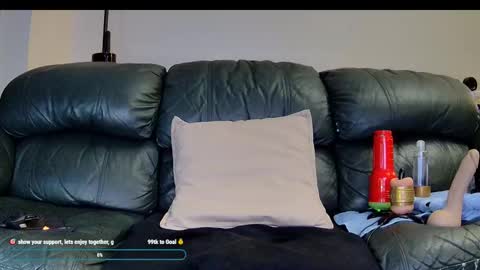 Snapshot of superduty5speed chatting on 16, 11, 2025 Thomas online show from 16, 11, 2025