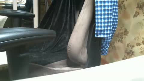 Snapshot of supermax13sm chatting on 19, 1, 2025 welcome to my room online show from 19, 1, 2025