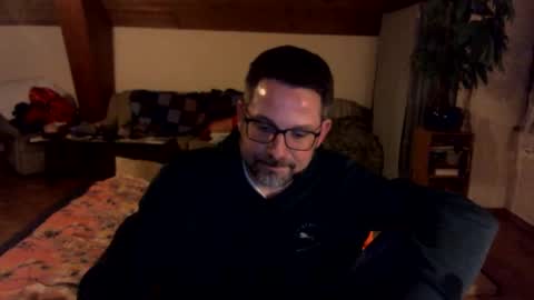 Snapshot of supersquirrel81 chatting on 2, 3, 2026 supersquirrel81 online show from 2, 3, 2026