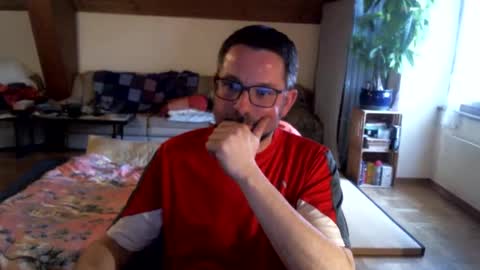 Snapshot of supersquirrel81 chatting on 6, 3, 2026 supersquirrel81 online show from 6, 3, 2026