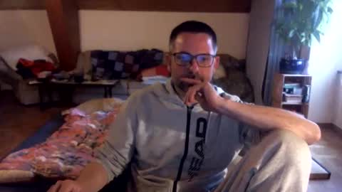 Snapshot of supersquirrel81 chatting on 15, 3, 2026 supersquirrel81 online show from 15, 3, 2026