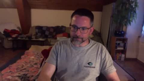 Snapshot of supersquirrel81 chatting on 22, 3, 2026 supersquirrel81 online show from 22, 3, 2026