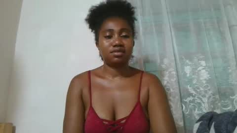 Snapshot of surbelle chatting on 4, 3, 2026 surbelle online show from 4, 3, 2026