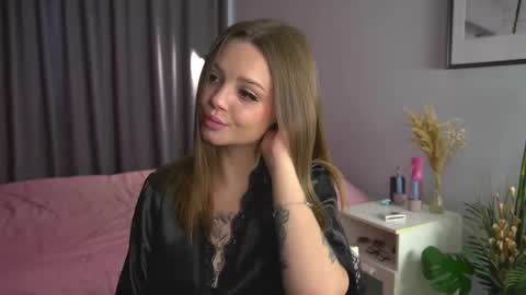 Kira online show from 8, 10, 2025