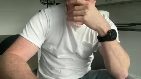 Snapshot of surfstar81 chatting on 20, 11, 2025 surfstar81 online show from 20, 11, 2025