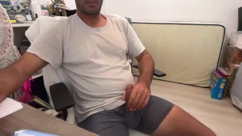 Snapshot of surftravel chatting on 13, 2, 2026 surftravel online show from 13, 2, 2026