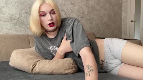 Snapshot of susan228 chatting on 10, 9, 2025 Vladiva online show from 10, 9, 2025