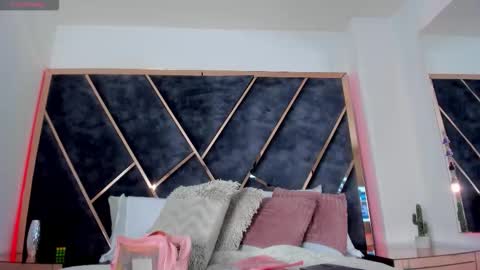 Snapshot of susanahenao chatting on 5, 1, 2026 susanahenao online show from 5, 1, 2026