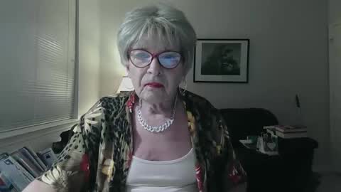 sexualsusan online show from 4, 2, 2025
