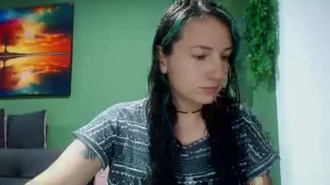 Snapshot of susi_bluee chatting on 6, 3, 2026 Susi online show from 6, 3, 2026