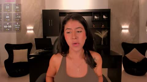 Snapshot of sussanelliot chatting on 9, 10, 2025 Sussan online show from 9, 10, 2025