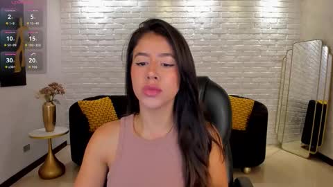 Snapshot of sussanelliot chatting on 15, 10, 2025 Sussan online show from 15, 10, 2025