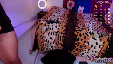 Snapshot of sussyandken21 chatting on 22, 10, 2025 sussy and ken online show from 22, 10, 2025