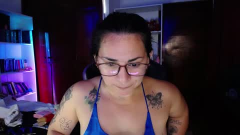 Susan   .. oo .. Independent Model online show from 3, 2, 2025