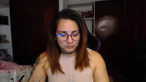 Susan   .. oo .. Independent Model online show from 9, 2, 2025