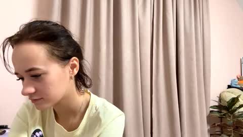 Lilu online show from 11, 9, 2025