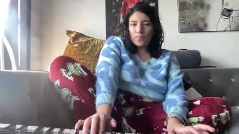 Suzy online show from 23, 11, 2025